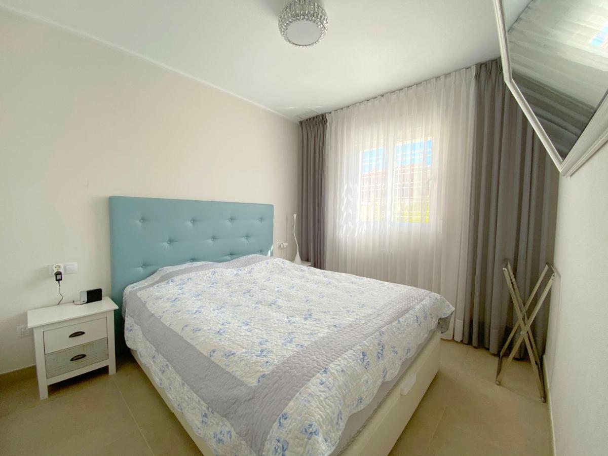 Vista Azul - Punta Prima - Spa Y Piscina Torrevieja Eksteriør billede
